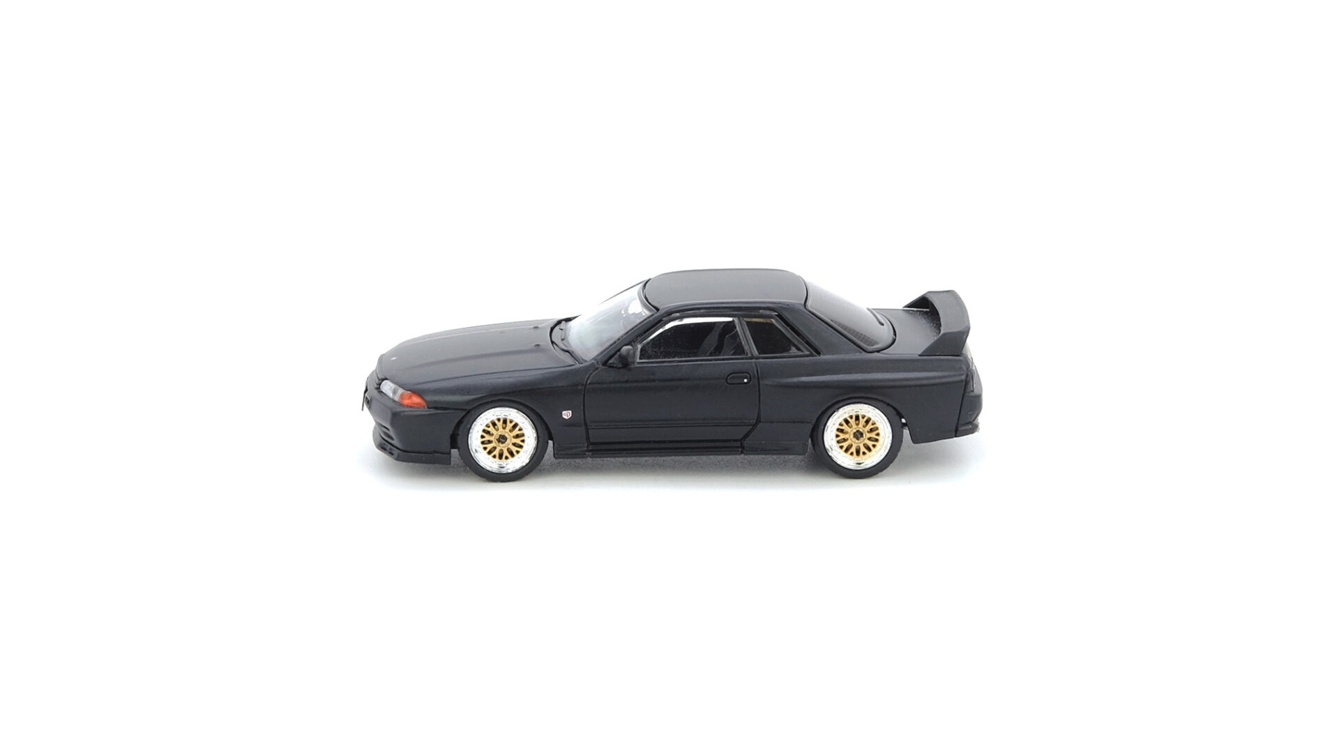 NISSAN SKYLINE GT-R (R32) Matt Black The Diecast Company Special