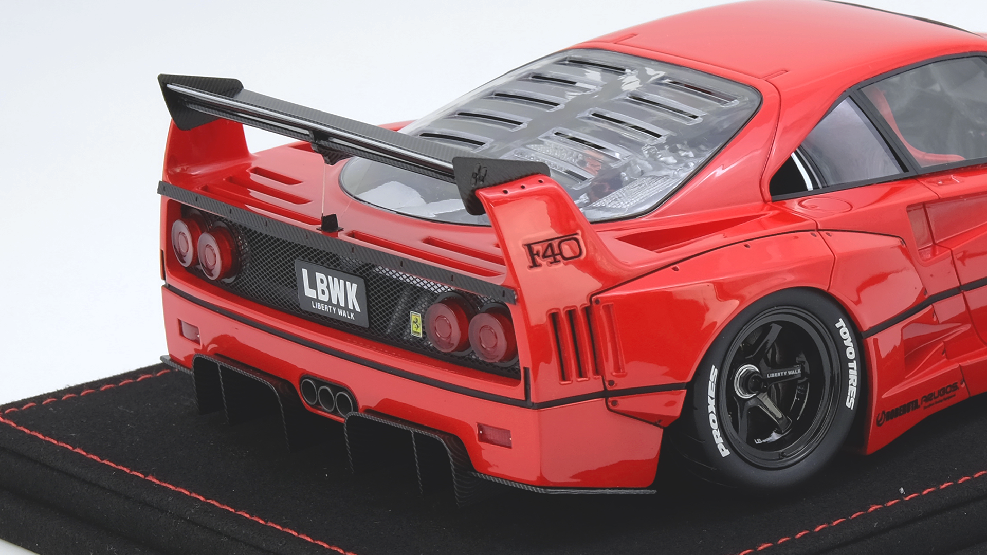 LBWK F40 Red - Inno Models