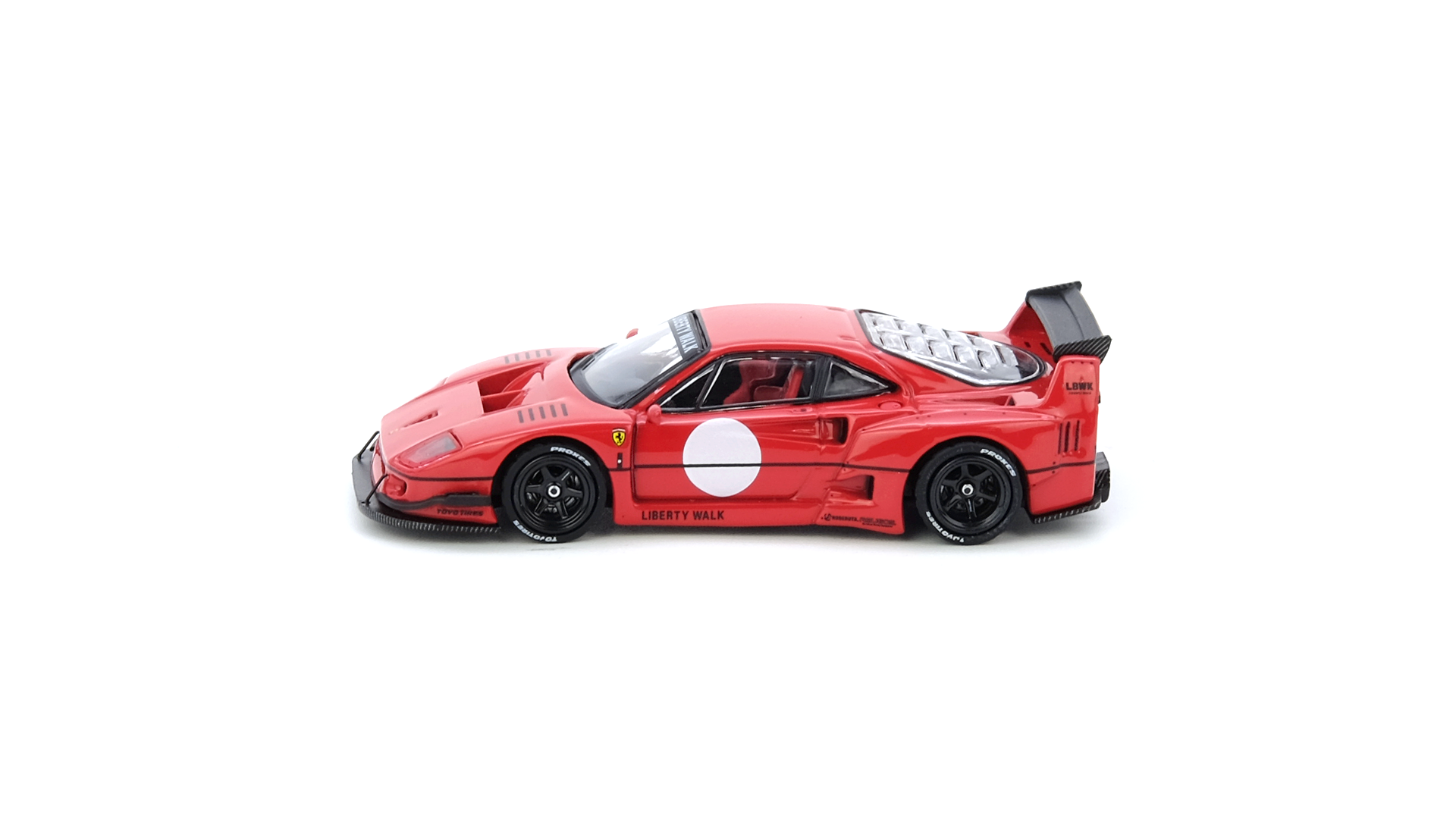 LBWK F40 Red - Inno Models