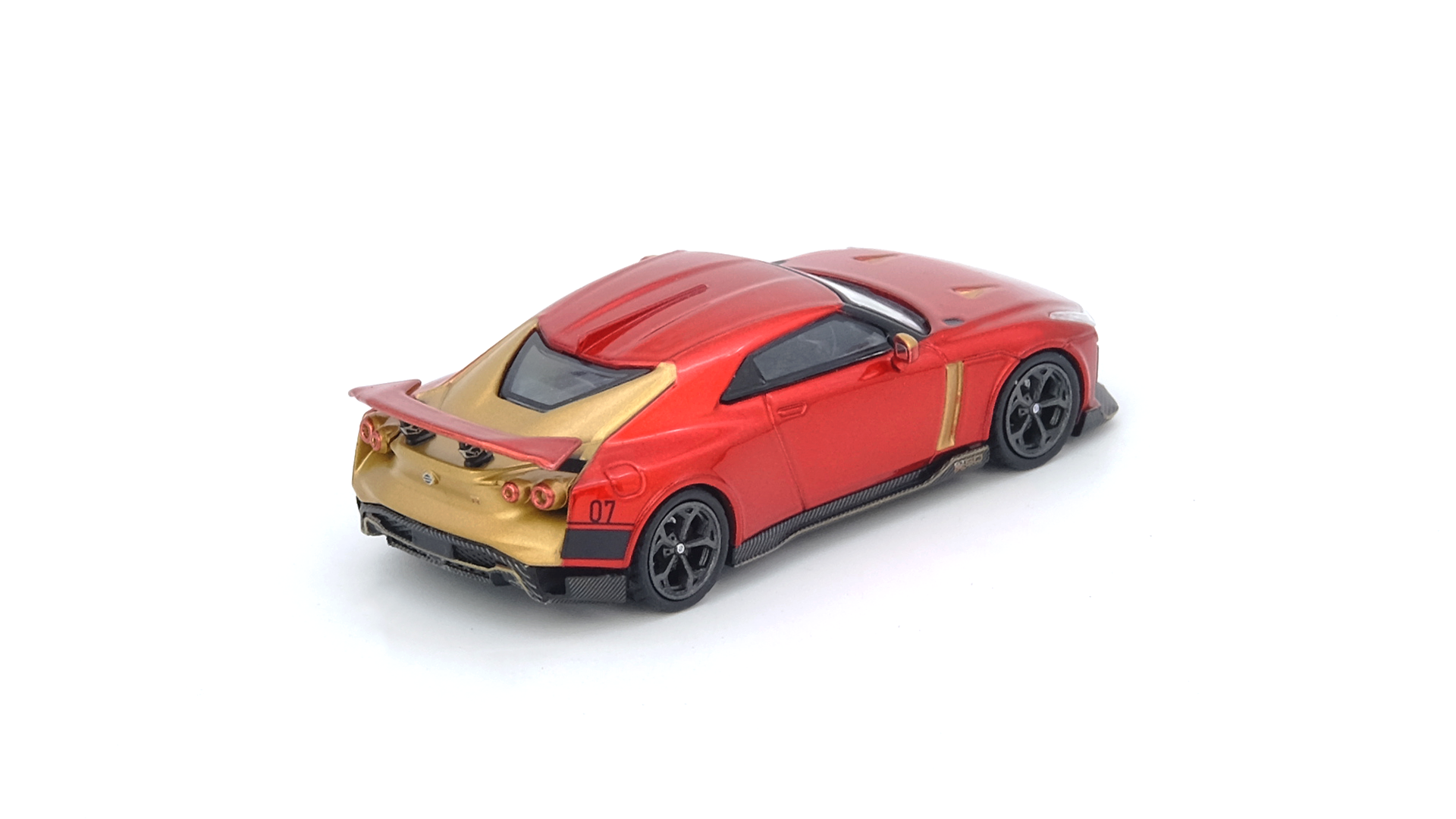 GT-R50 by ITALDESIGN Red - Inno Models