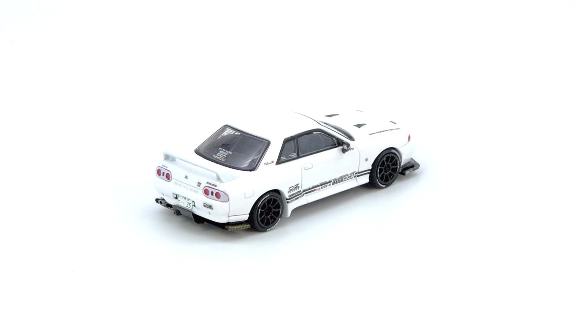 TOP SECRET VR32 GT-R White - Inno Models