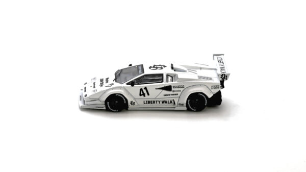LB Countach 3